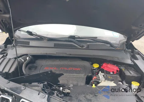 2019 Jeep Compass Latitude 4X4 из США, поврежденный, VIN 3C4NJDBB2KT767962